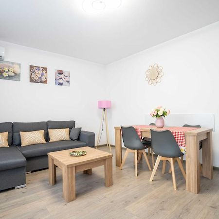 Cozyhome Брашов Екстер'єр фото